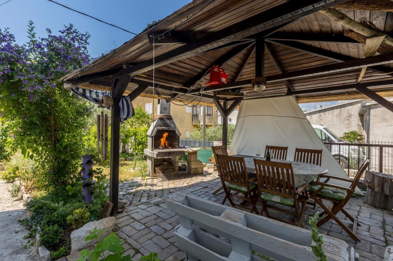 Apartment More 2 Kaštela Екстериор снимка