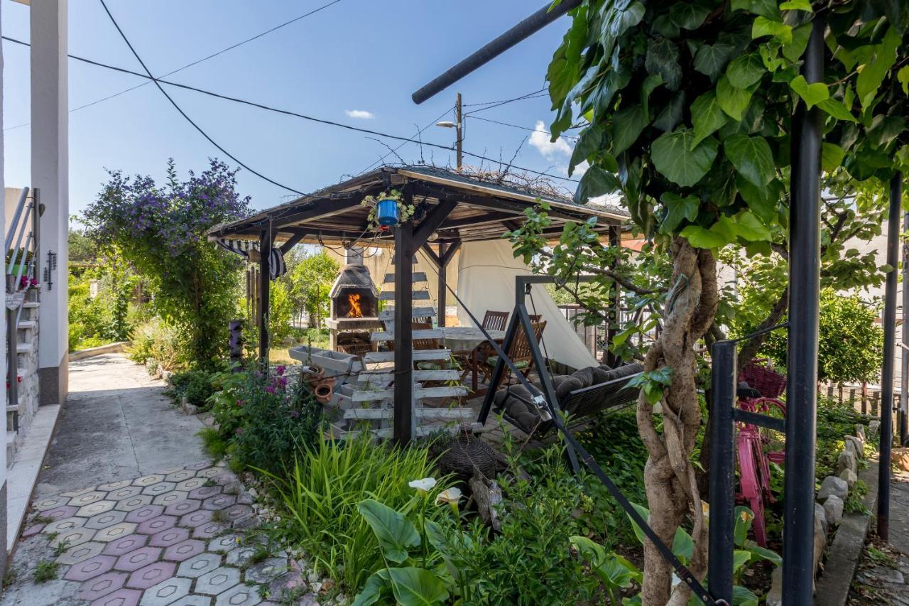 Apartment More 2 Kaštela Екстериор снимка
