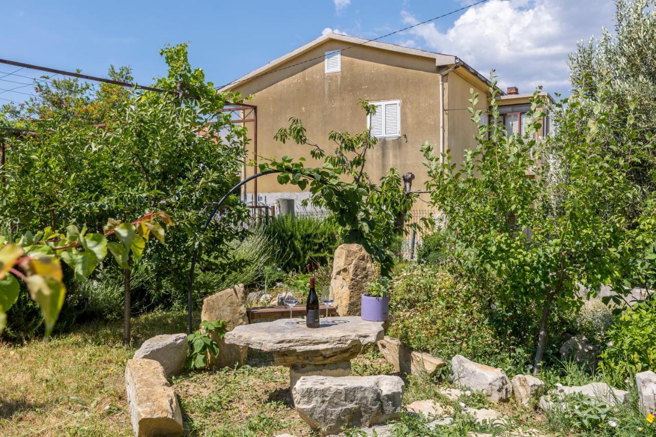 Apartment More 2 Kaštela Екстериор снимка
